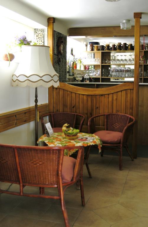 Hegyesi Vendeghaz Bed & Breakfast Gödöllő Стая снимка